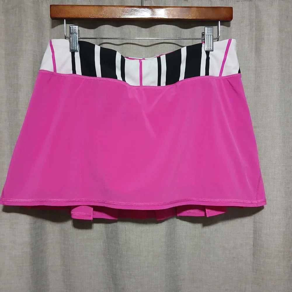 Lululemon‎ Pace Setter Skirt Pink Striped Waist Pleated Back Tennis Skort Size 8